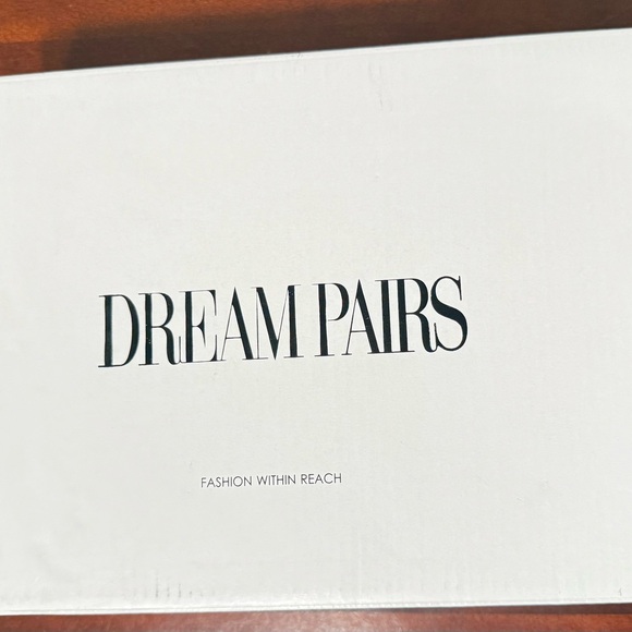 Dream Paris Women's purple or red wine Winter Boots. NWT. fast 🚚📦size 7.5 - Picture 8 of 16